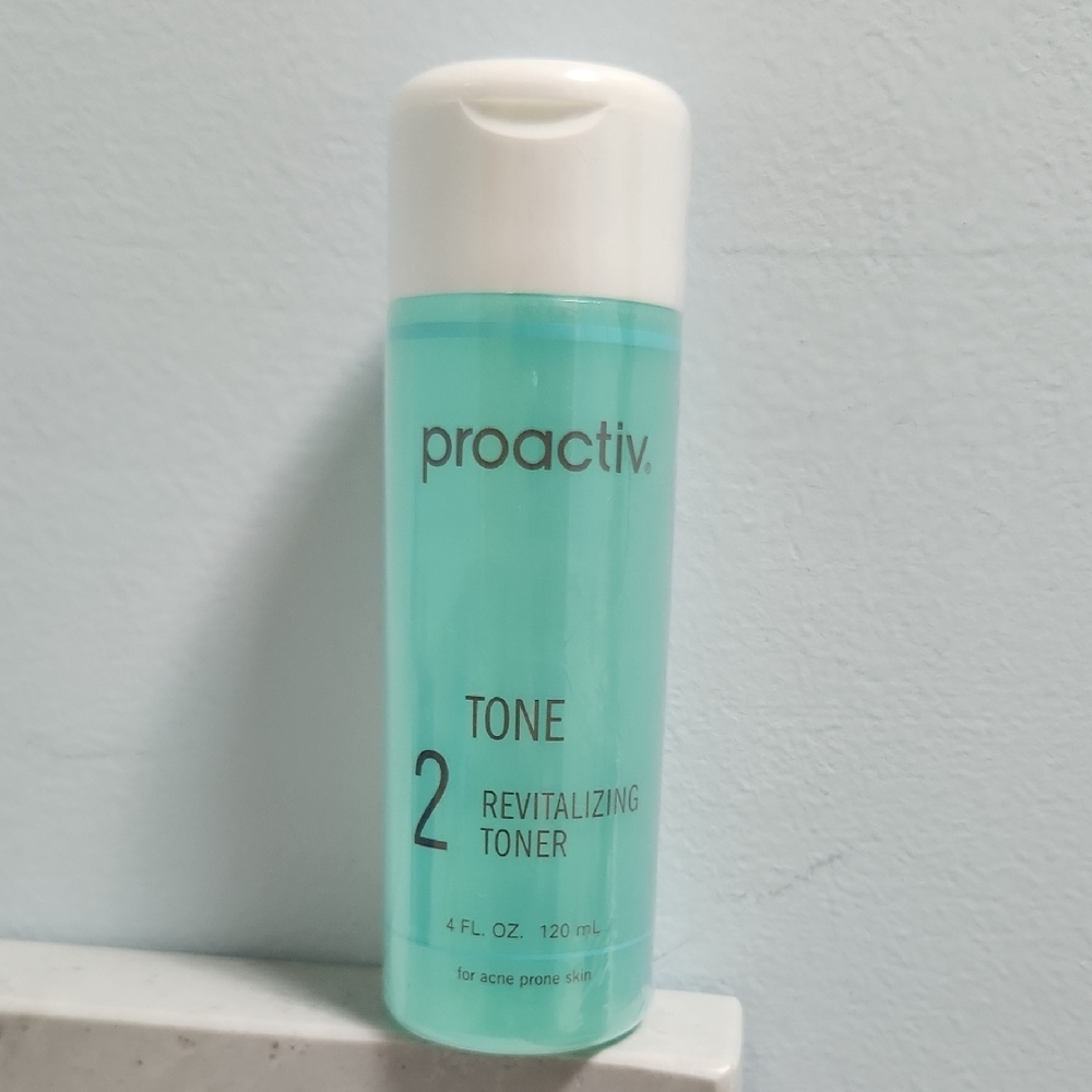 Proactiv Blue and White Skincare Toner